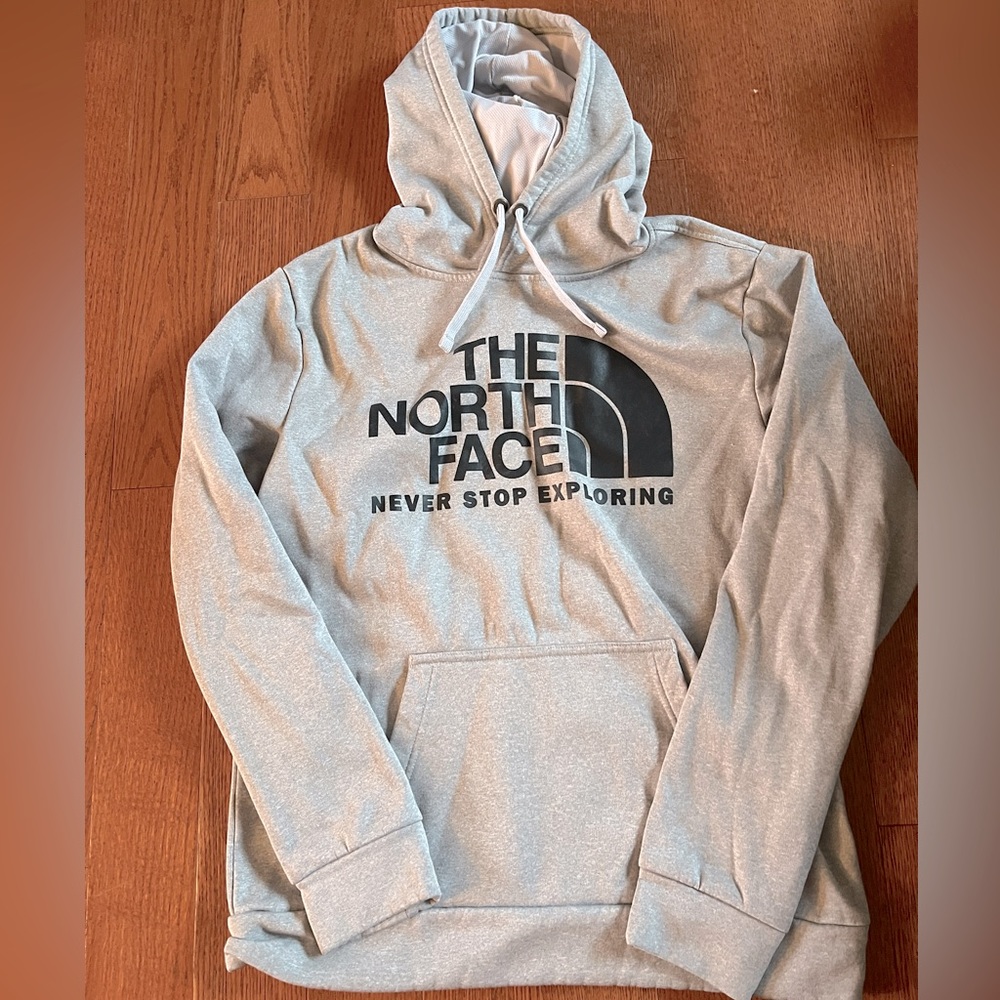 north face sweatshirt
